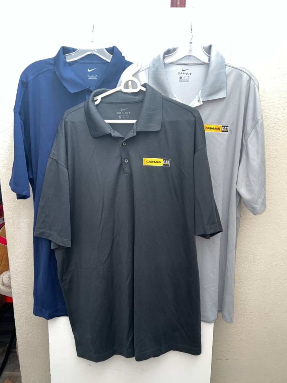 Men's Nike Dri-Fit Lot of 3 polo Tops Size 3XL Cashman CAT Gray Blue Dark Gray